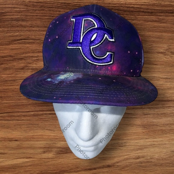 DC Galaxy Print Cap - Picture 2 of 9